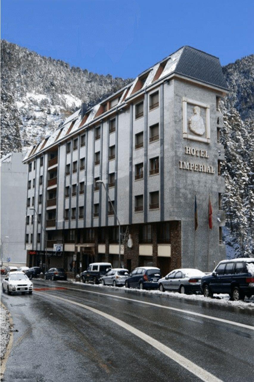 Готель Yomo Imperial Сант-Жулія-де-Лорія Екстер'єр фото